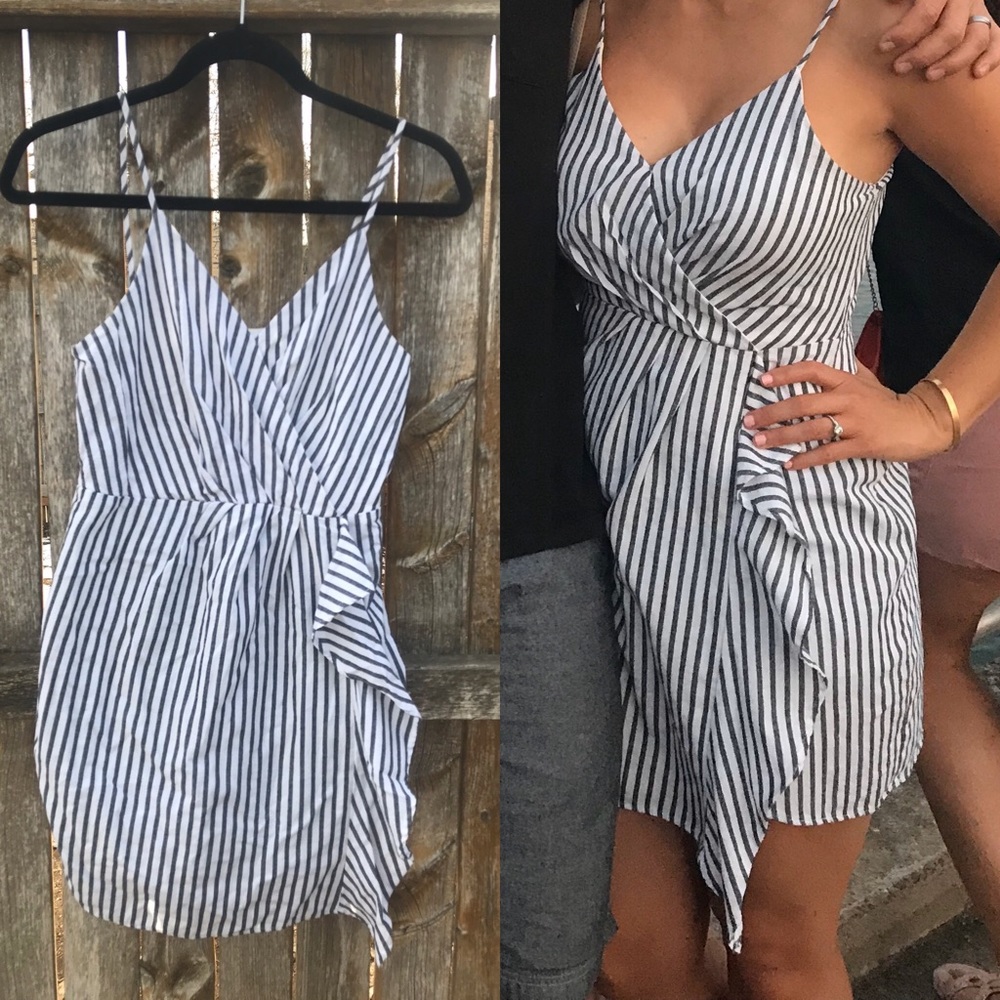 Striped mini dress size small